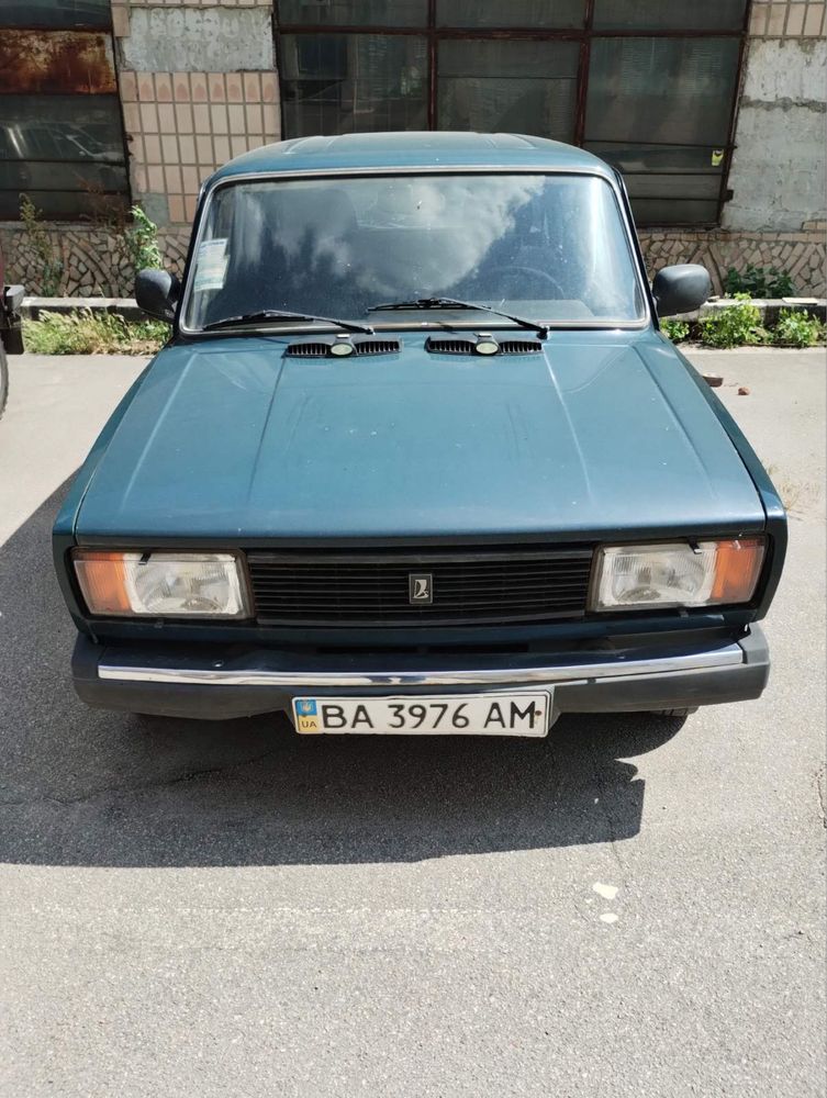3 машины ваз 2104 инжектор  карб 650$