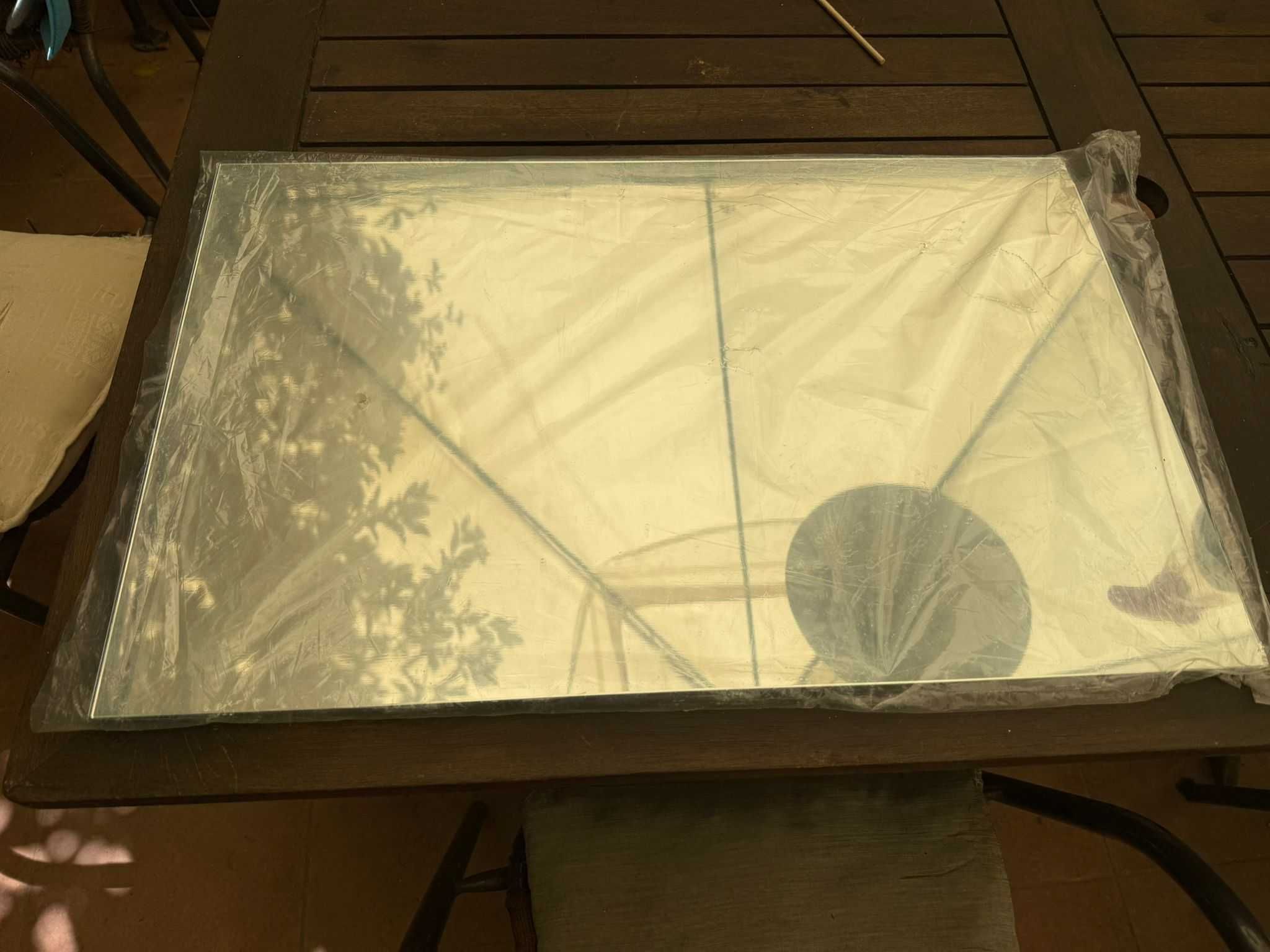 Estantes de Vidros + Espelho GRÁTIS / Glass Shelves + FREE Mirror