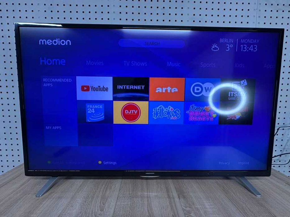 Телевізор Medion 55 дюймів, 4к. Телевизор Medion 55 дюймoв, 4k