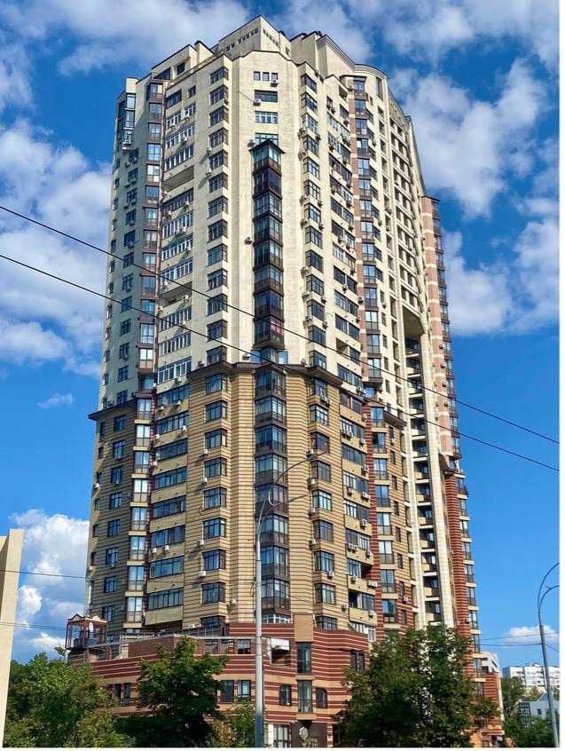 Паркомісце паркінг в підземному паркінгу ЖК Солом'янська 15а 24,2 кв.м
