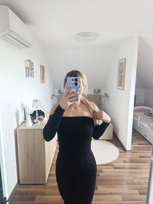 Body bluzka hiszpanka odkryte ramiona XS s kobieca viskoza