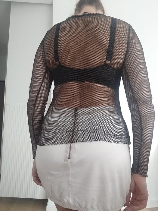 Bluzka czarna siateczka ze złotą nitką Reserved roz. M