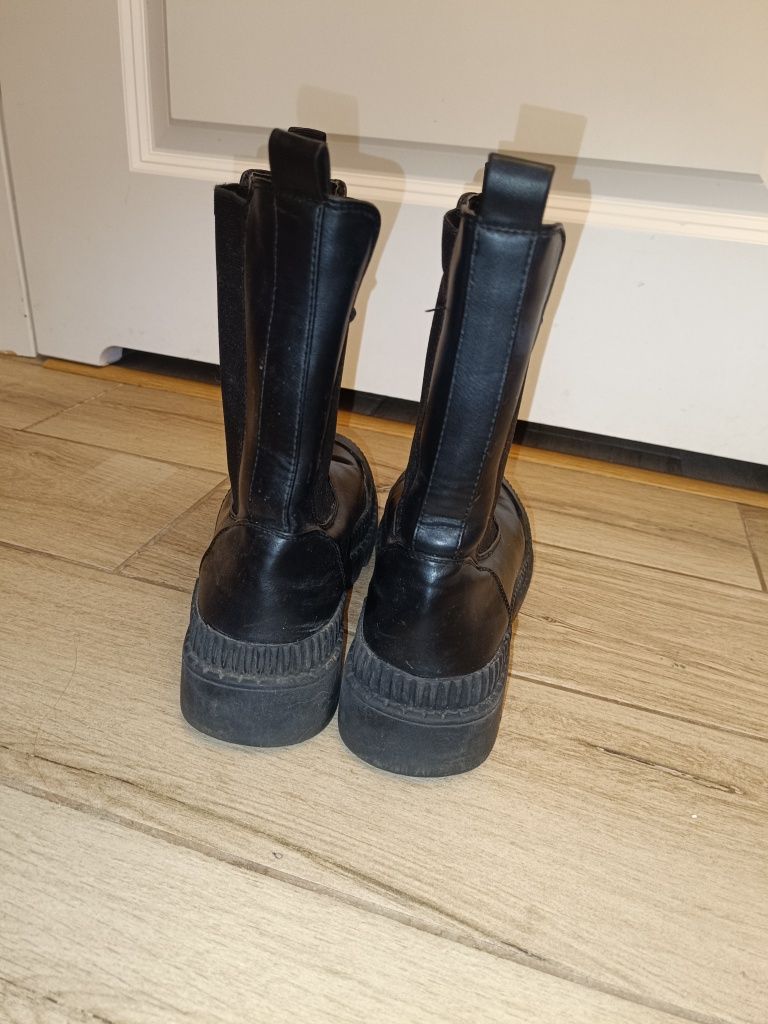 Botki z imitacji skóry