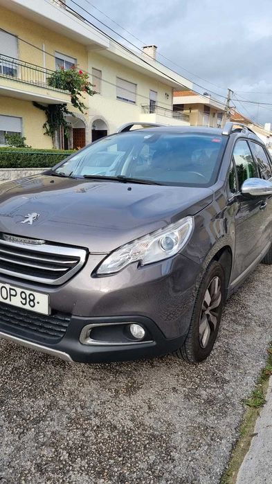 Peugeot 2008 1.2 PureTech Allure