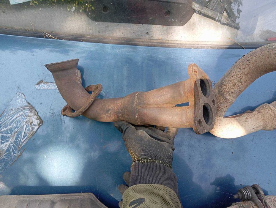 Корпус фільтра повітряного форд ескорт карбюратор моноінжектор шрот