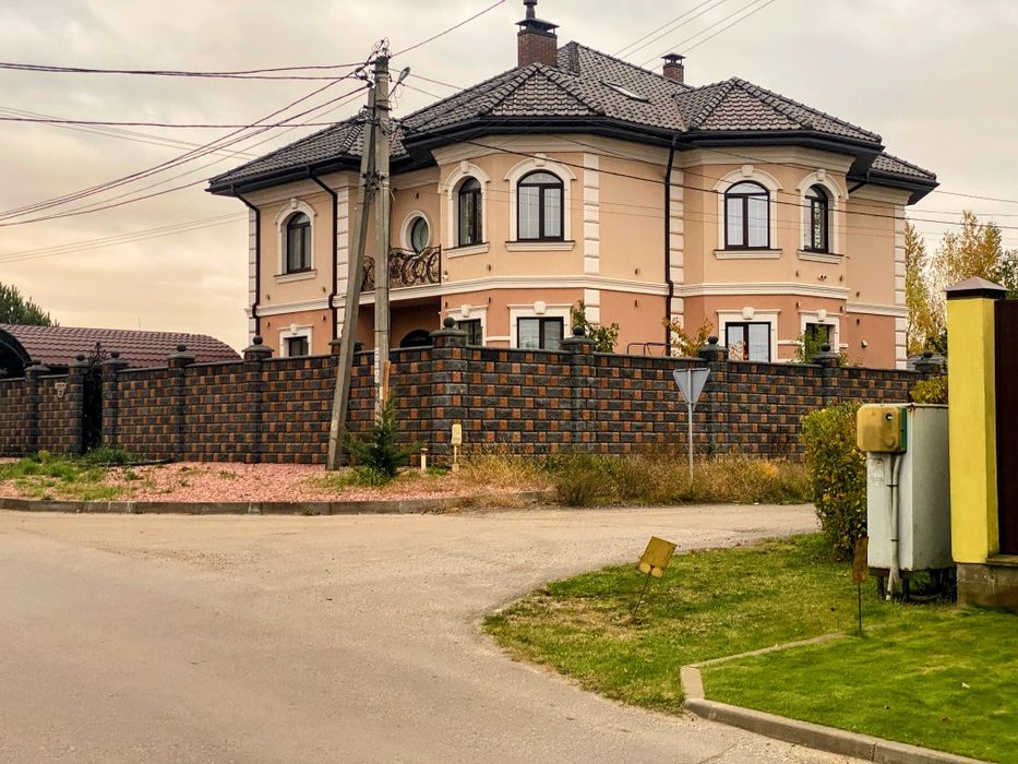 Продаж ділянки 10 сот Гореничі газ/асфальт