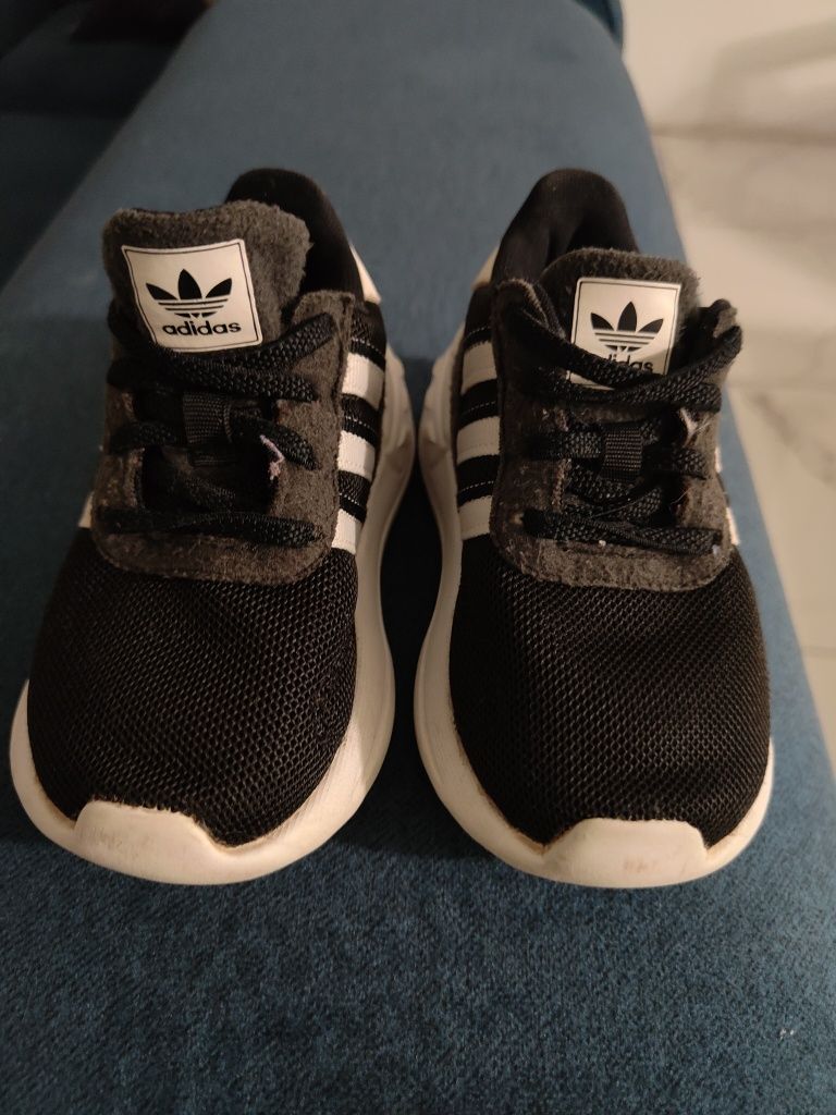 Buciki adidas wsuwane 21