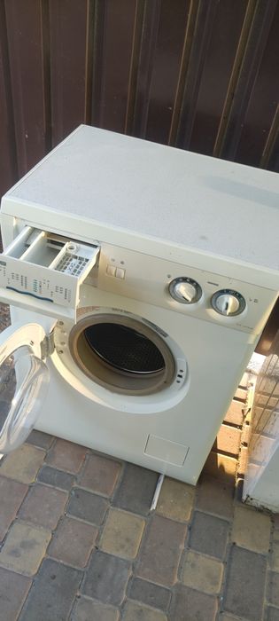 Пралка зануси 5кг.600об.