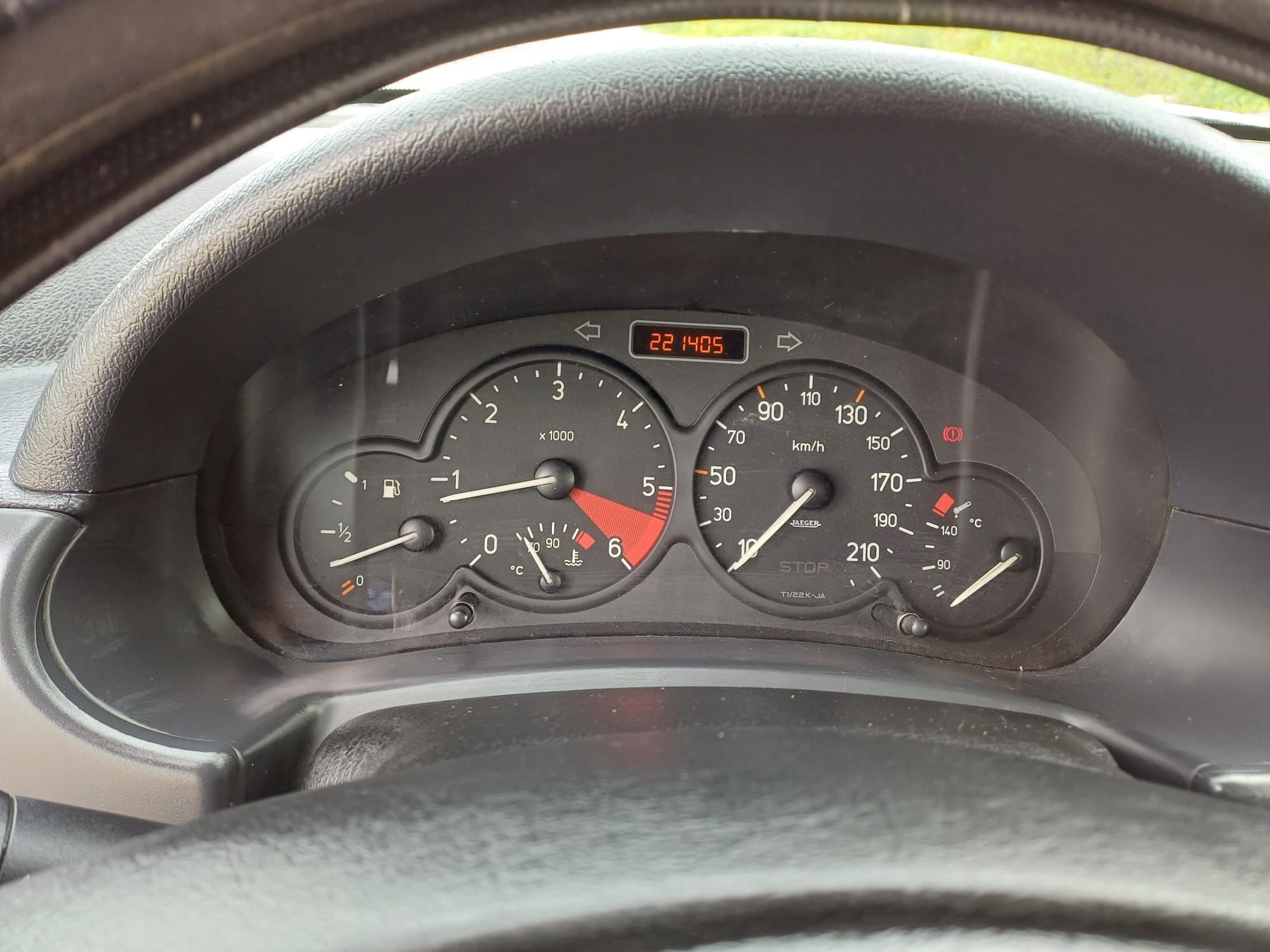 Peugeot Partner 1.6 hdi caixa fibrada