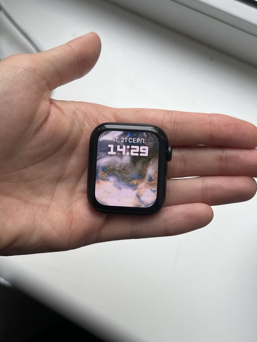 Apple Watch SE 44mm