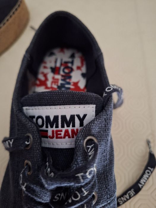 Sapatos/Alpercatas de ganga. Tommy Jeans. Tam 38.