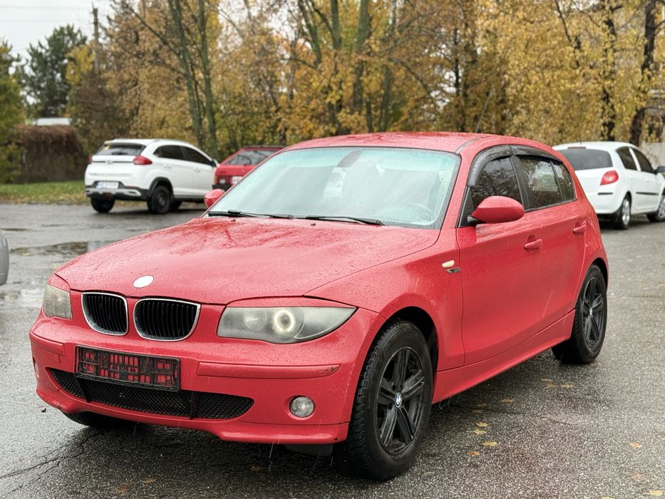 Продам BMW Е87……