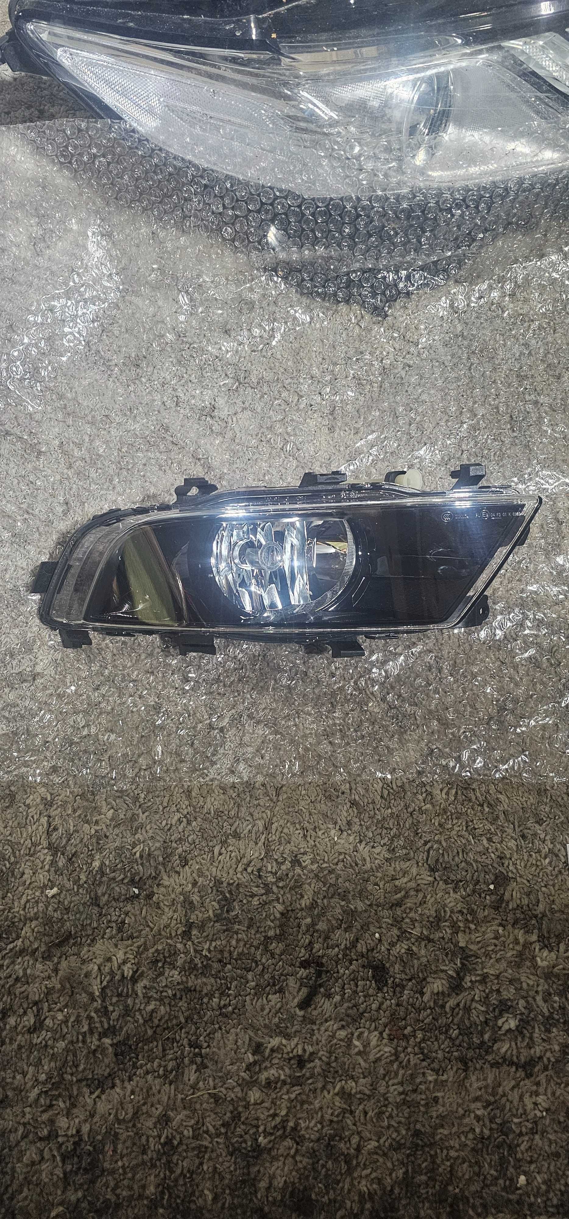 Lampa prawa przeciwmgielna Skoda superb II 2013- Orginał Nowa