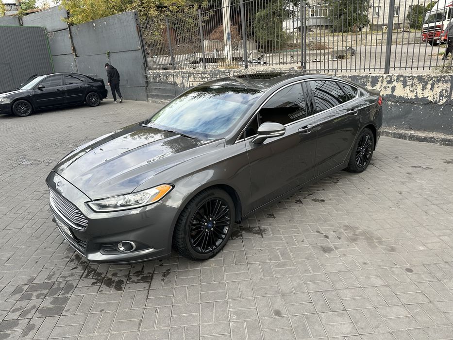 Ford Fusion SE AWD 2015