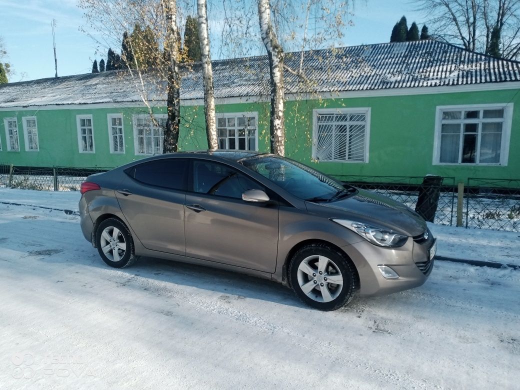 Hyundai Elantra.