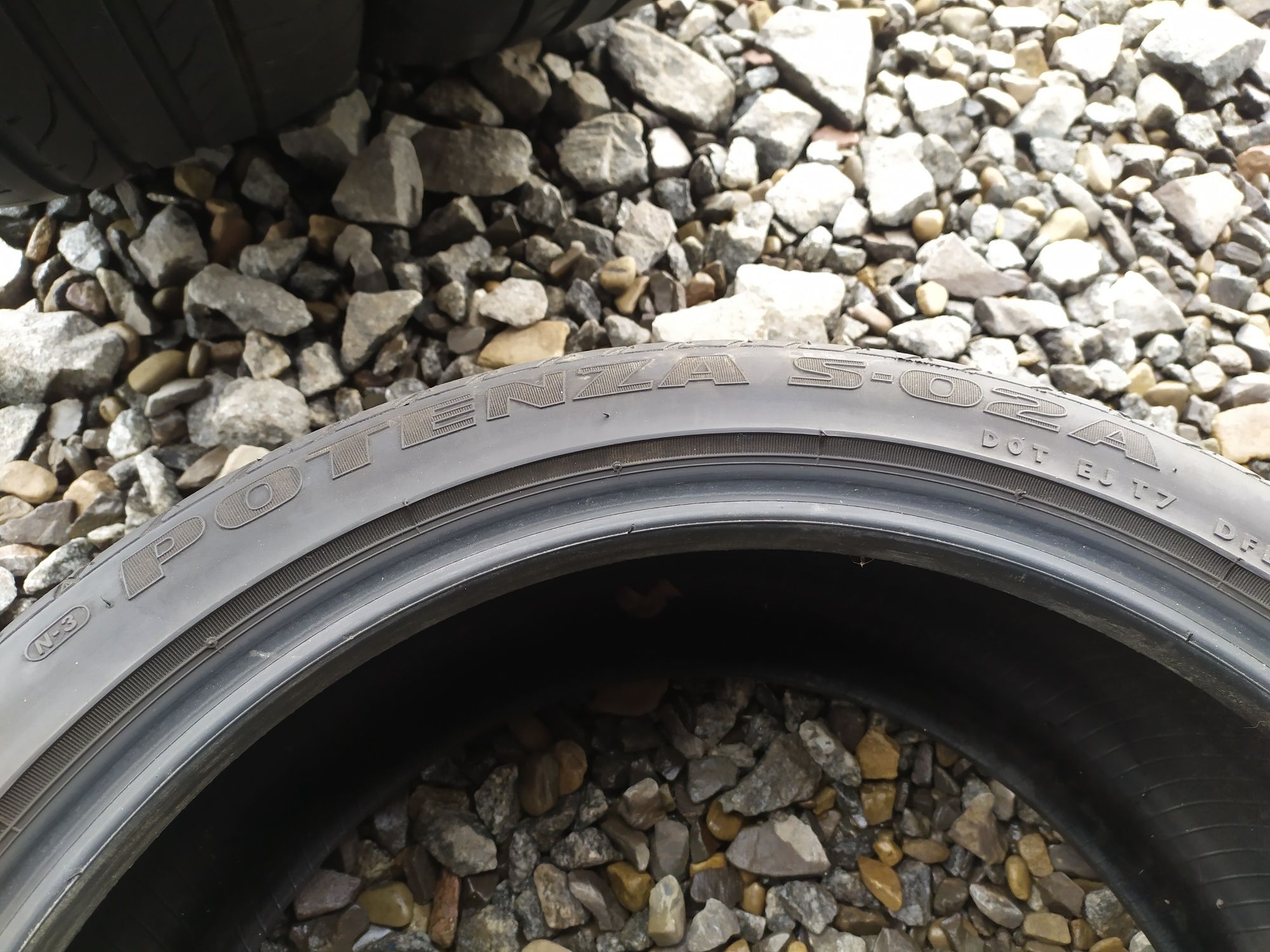 Пара 225/40 R18 Bridgestone Potenza