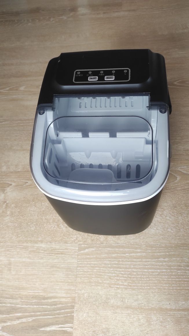 Máquina de fazer gelo