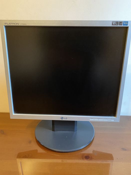 Monitor LG 17 cali