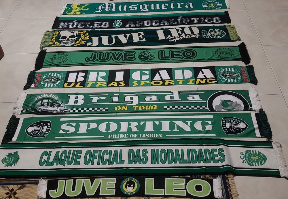 varios cachecois do Sporting