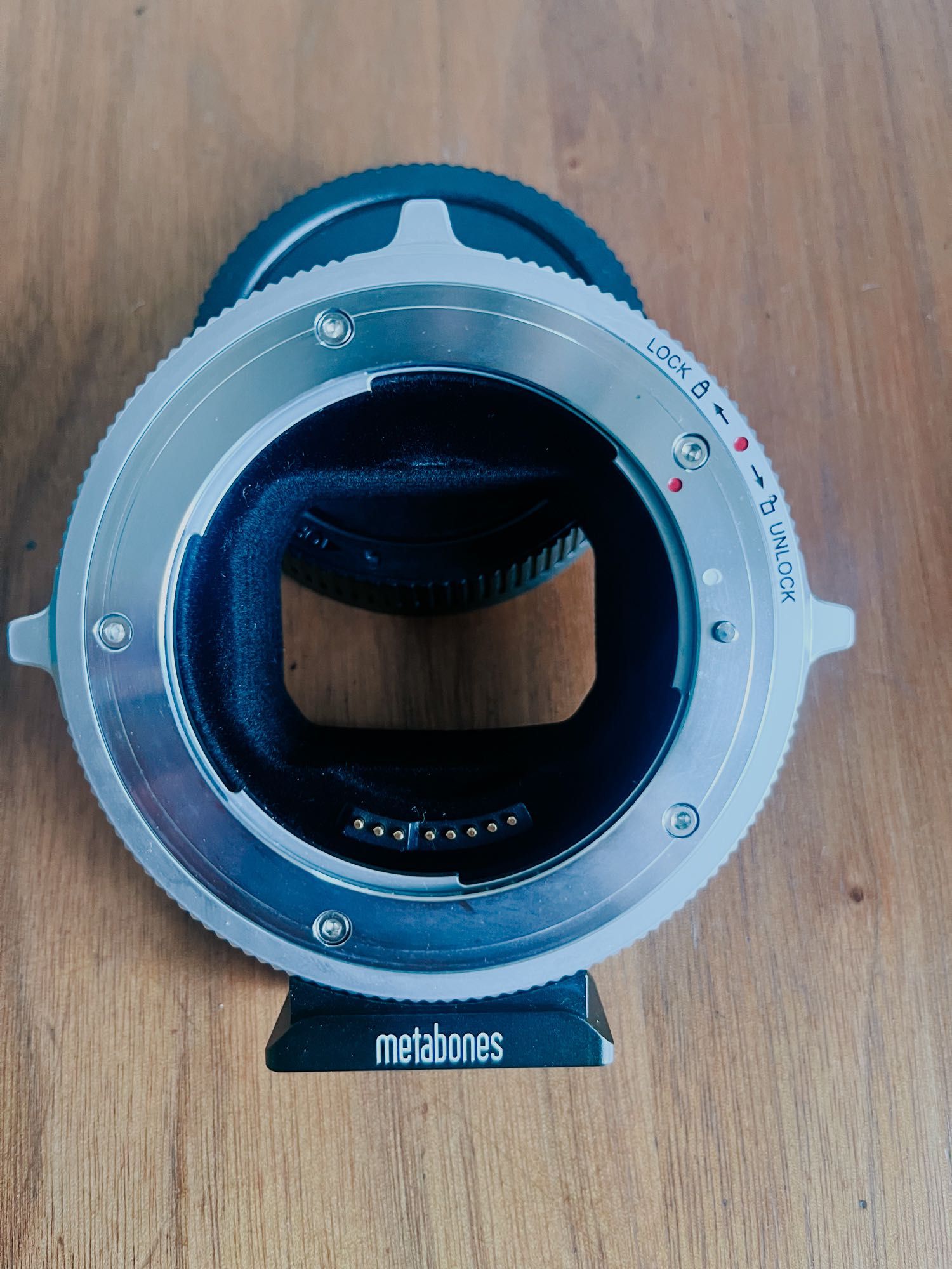 METABONES EF na RF T cine adapter (Na EOS R)