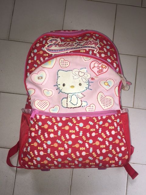 Mochila da Hello Kitty com trolley