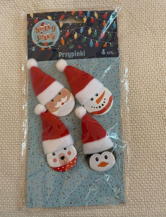 Przypinki Mikołaje 4 sztuki Empik