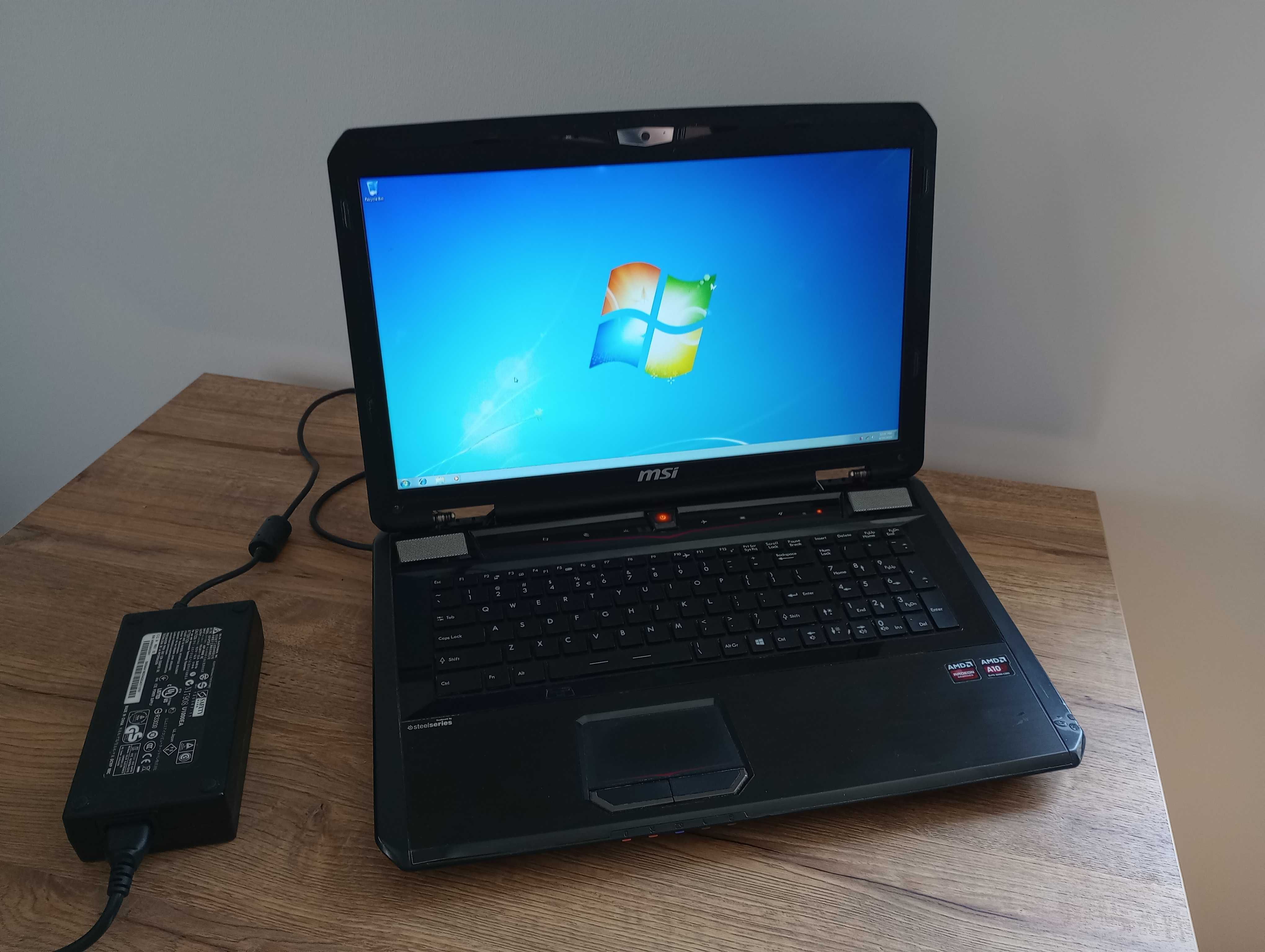 Laptop MSI GX70 3CC 17.3, AMD A10, 12GB RAM, 250GB SSD, GPU uszkodzone