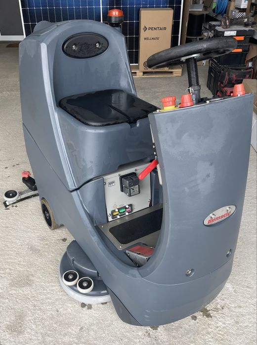 LAVADORA ASPIRADORA A BATERIAS NUMATIC CRL8055