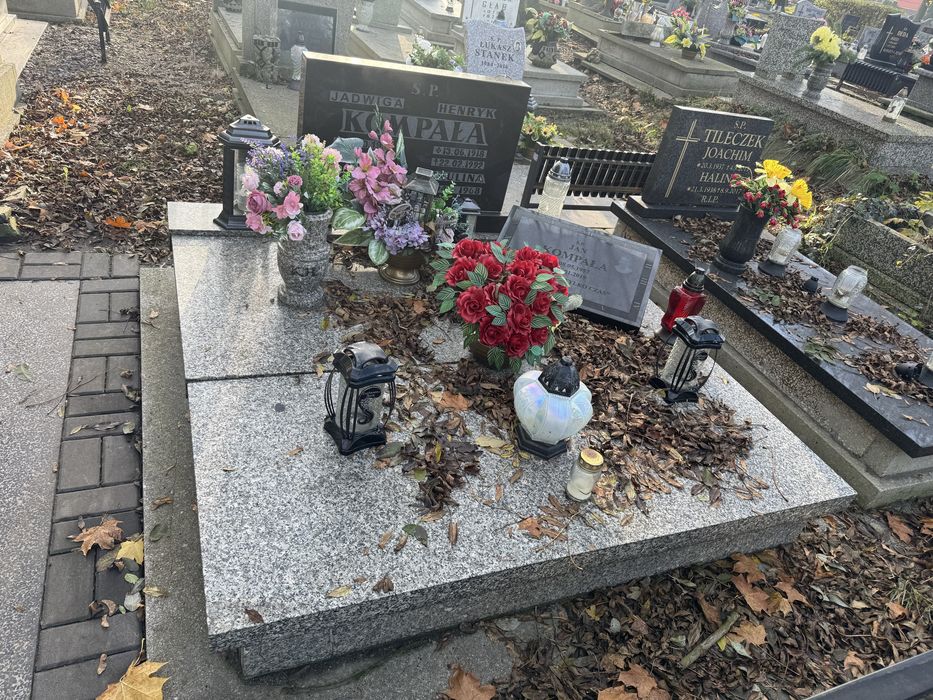 Mycie nagrobków/ opieka nad grobami