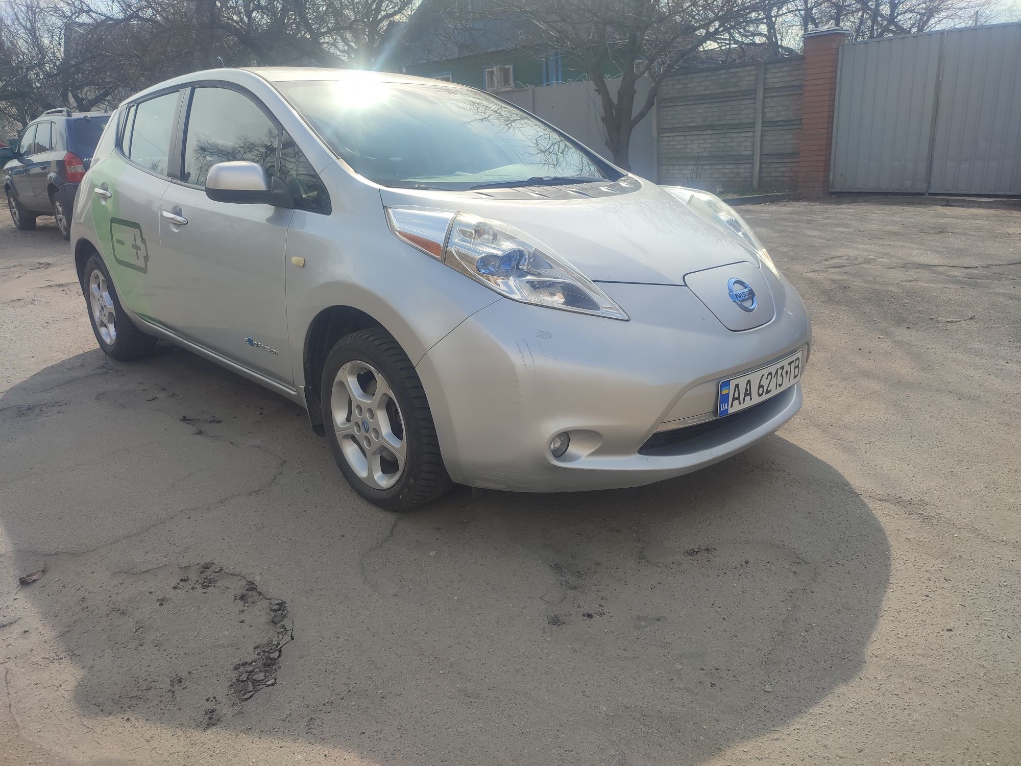 Продам Nissan leaf 2014 р рест Ніссан ліф