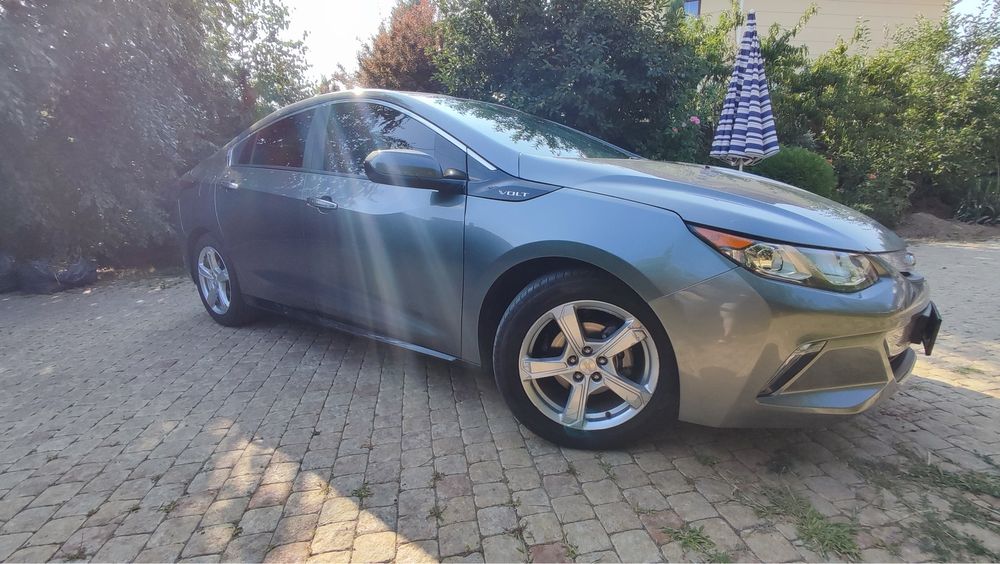 Shevrolet volt 2 2016