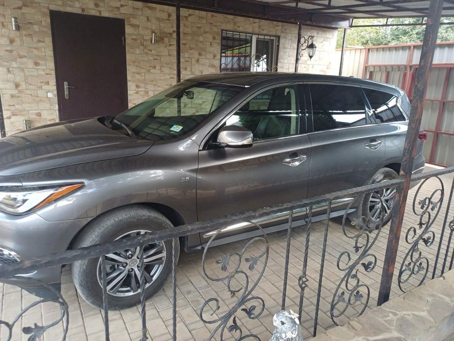 Продам Infiniti QX60