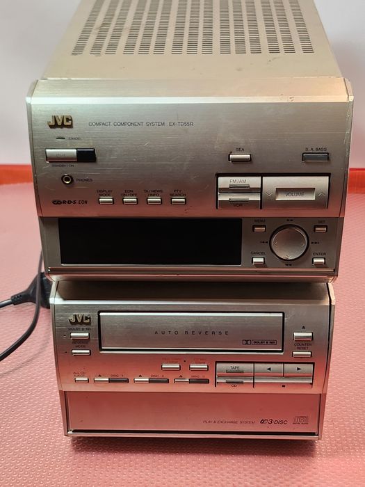 Złota skrzynka grająca