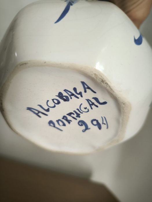 Jarro de Alcobaça, pintado à mão