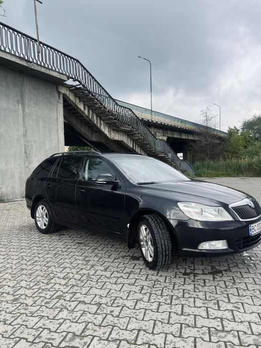 SKODA octavia 2011