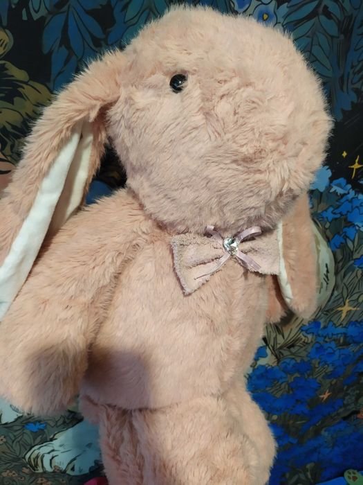 Іграшка рожевий зайчик