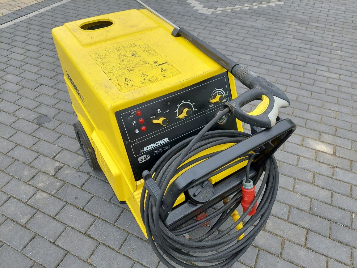 Myjka ciepłowodna Karcher HDS 890 ( 760 . 895 . 990 790