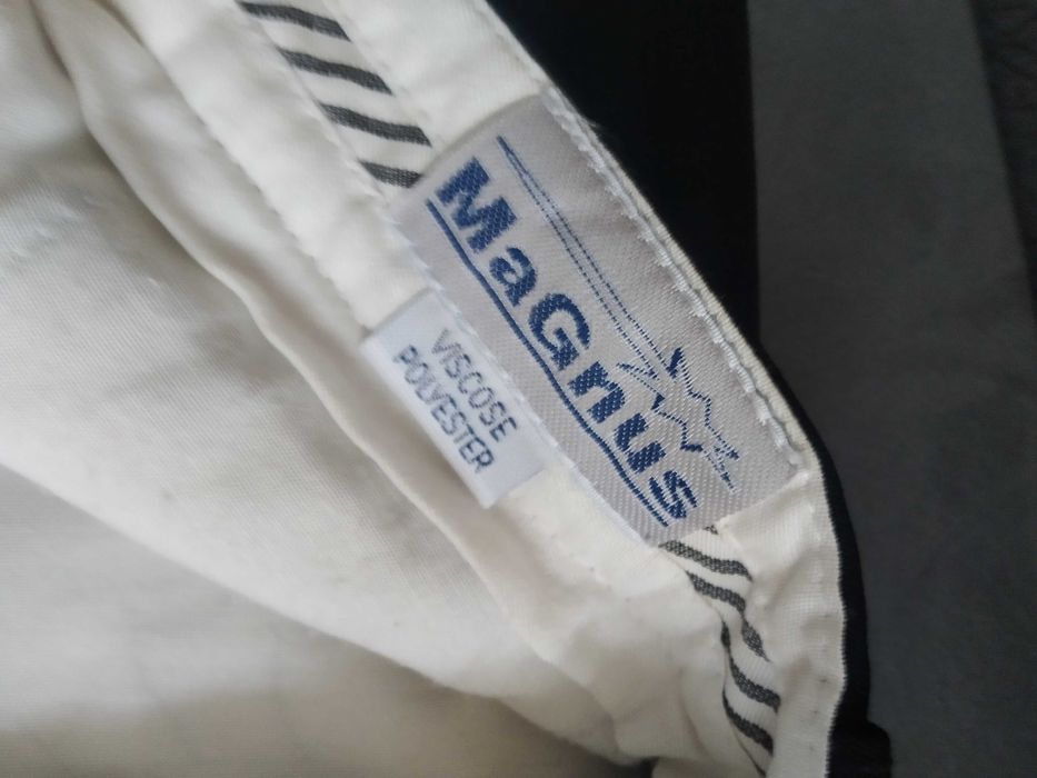 Spodnie męskie eleganckie czarne.