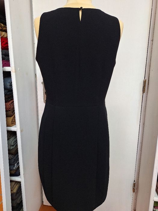 Vestido preto para ocasiões especiais