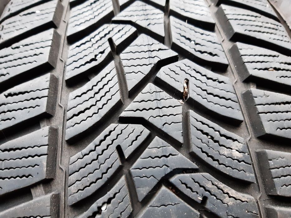 Zimowe 225/50R17 Dunlop 7mm Montaż