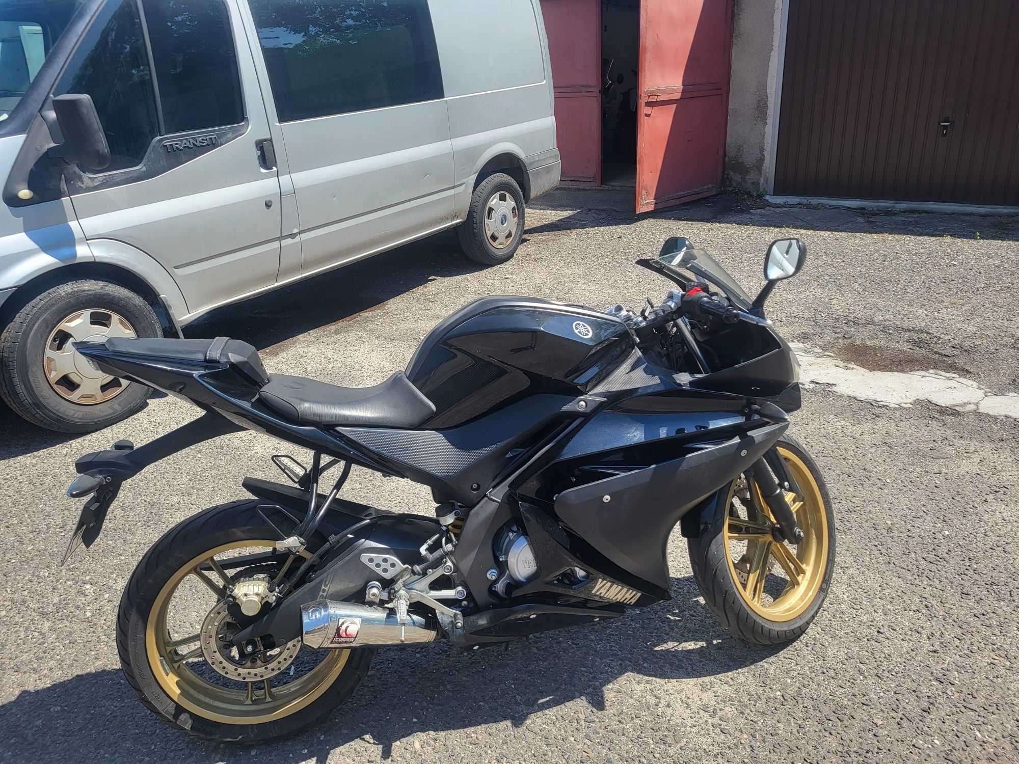 Yamaha YZF - R 125