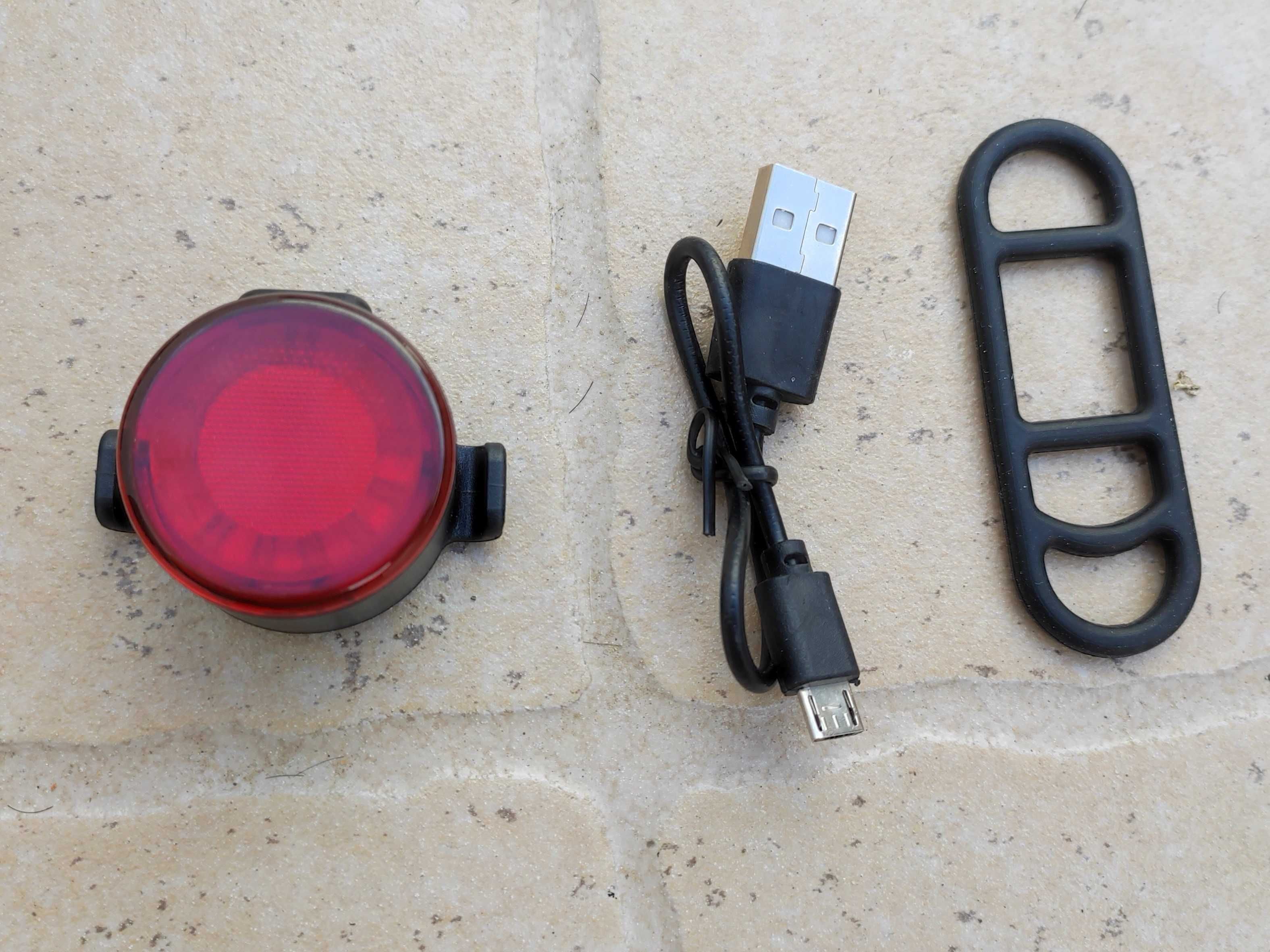 Luz LED Bicicleta Traseira Recarregável USB