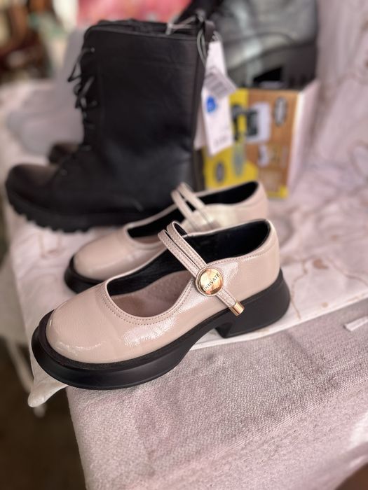 Туфлі дитячі . Лакова шкіра