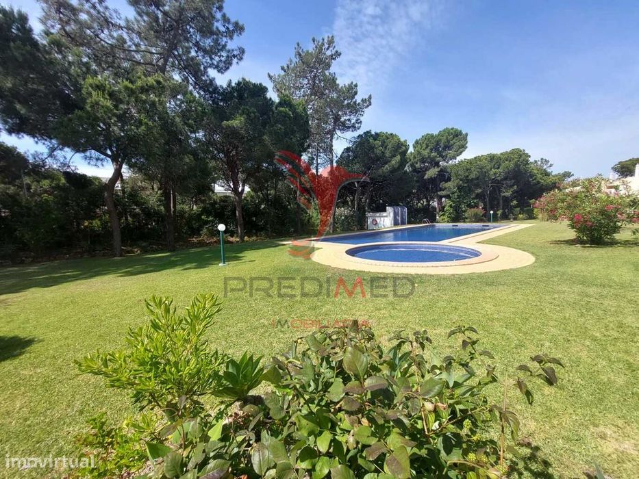 Vilamoura - moradia em condominio com piscina  / house with 3 bedrooms