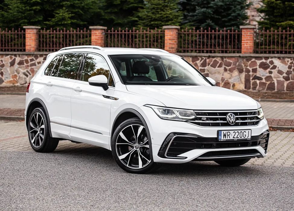 Volkswagen Tiguan GWARANCJA 150KM 4x4 Navi Kamera Grzane Fotele Tempomat ACC FVAT23%