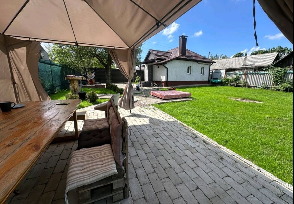 Продам затишний будинок в районі автовокзала