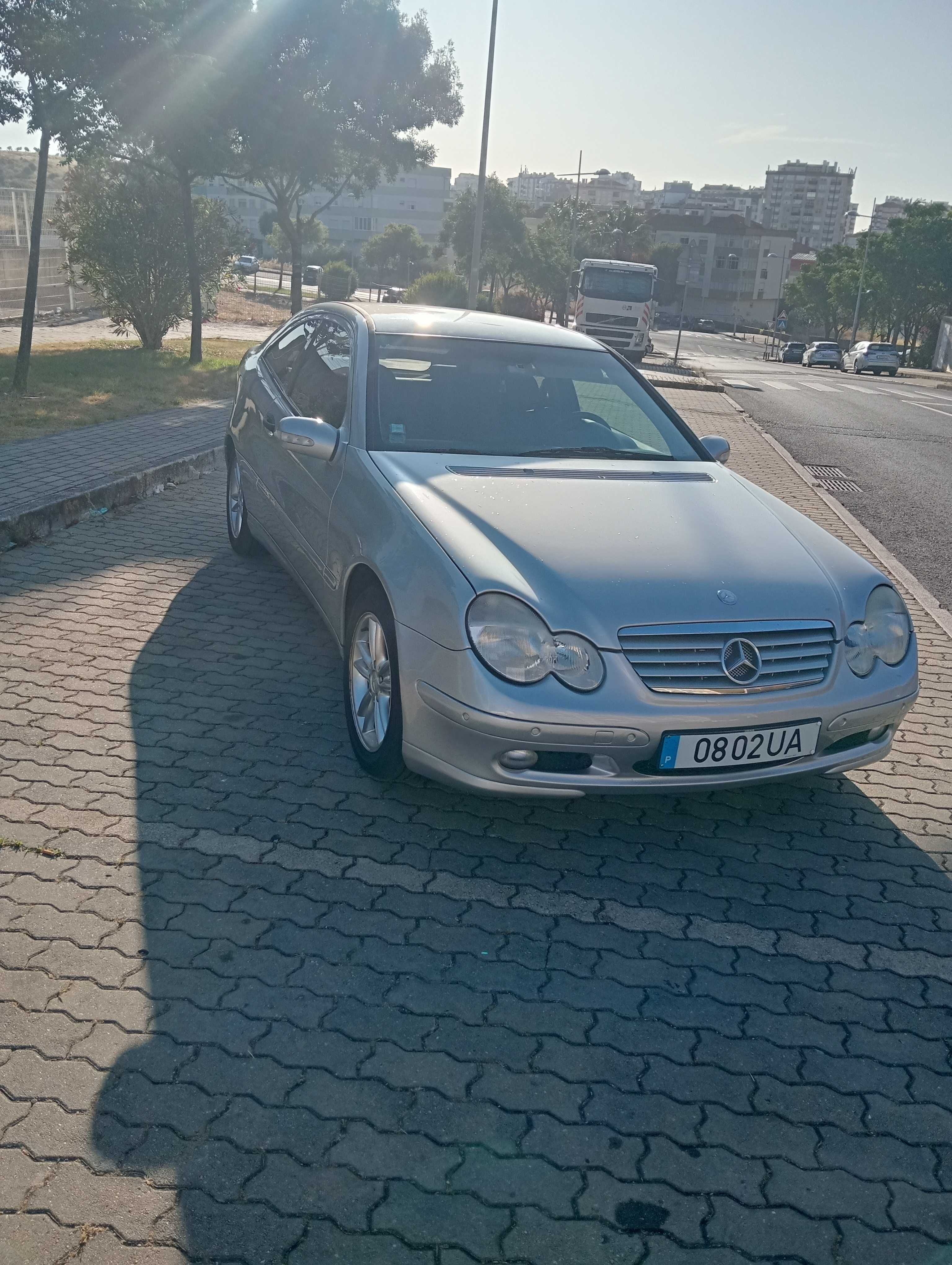 Vendo carro zona da Amadora