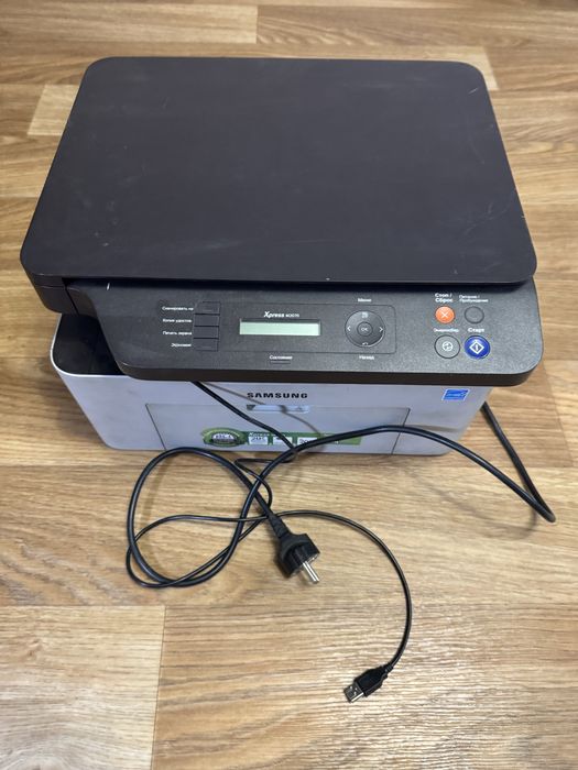 Прінтер-сканер  Samsung Xpress M2070.