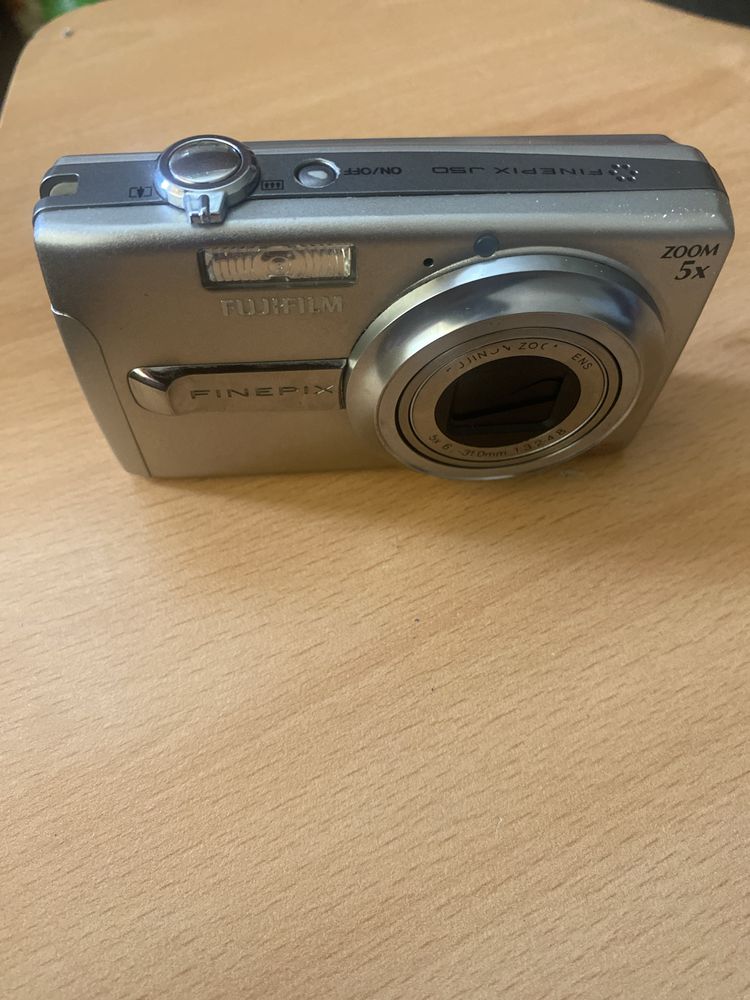 FUJIFILM Finepix J50