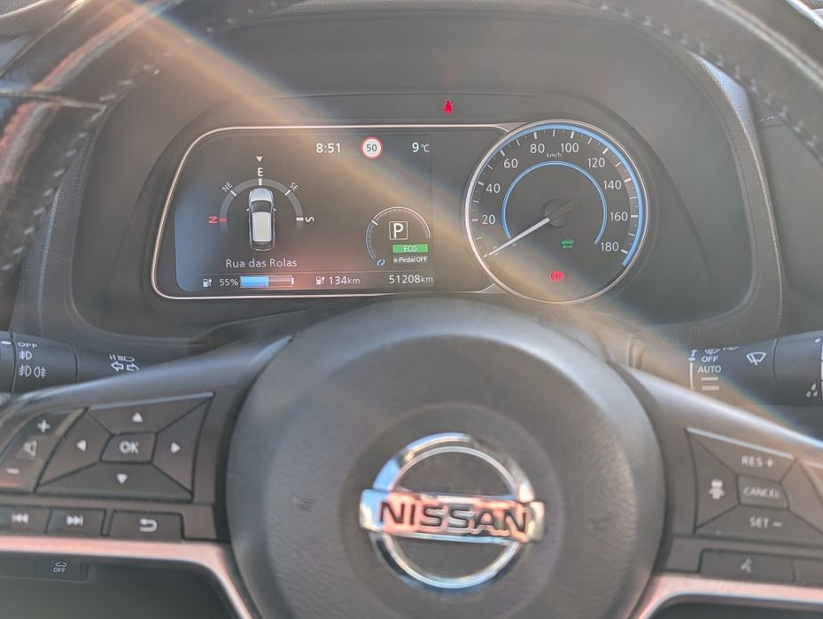 Carro de garagem particular e sem carregamentos rápidos